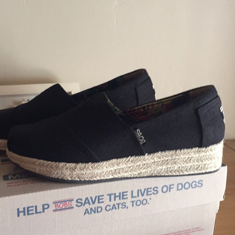 Memory foam slip on shoes Sketchers